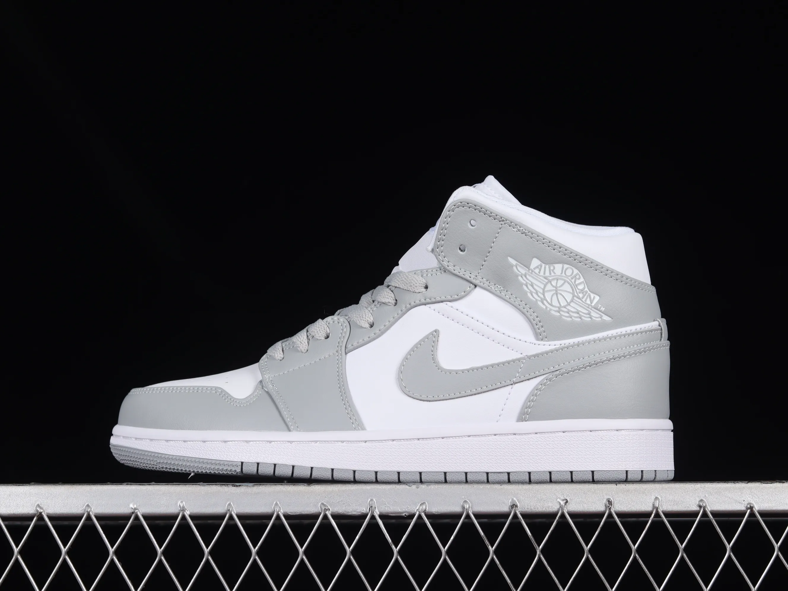 All categories Air Jordan Jordan series basketball shoes Air Jordan 1 Mid Air Jordan 1 Mid "Grey Sail" AJ Joe 1 New White Gray China Basketball Shoes BQ6472-115